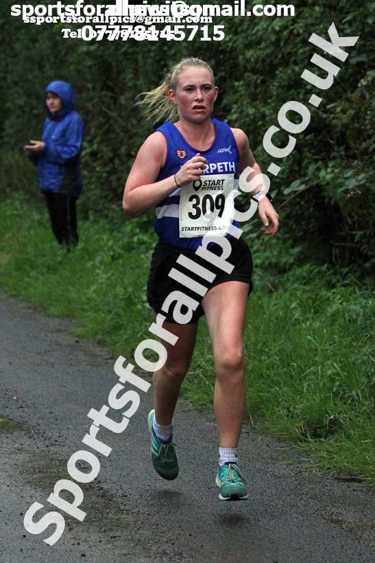 Morpeth 10k Road Race (North Eastern Champs. 10k). Photo: David T. Hewitson/Sports for All Pics